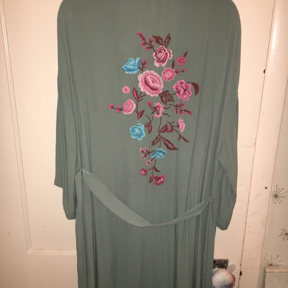 Really Cute, Belted cardigan